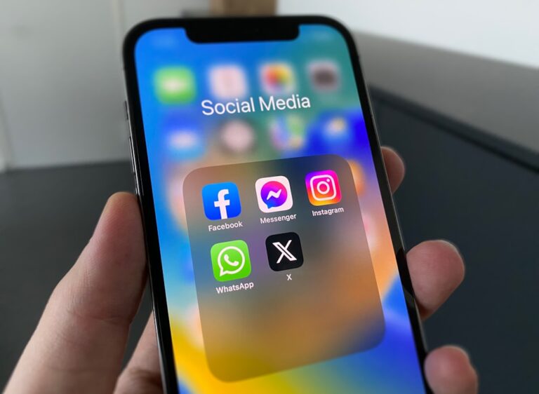Local Woman’s Instagram Story Views Drop by Three, Declares Social Media ‘Dead to Her’